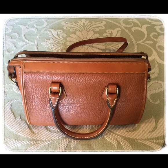 Dooney & Bourke Satchel/Crossbody. - Picture 5 of 8